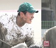 '1박 2일' 연정훈, 머드 축제 앞두고 '속옷 품절' 선언