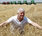 우크라이나 최대 농업기업 설립자 부부, 러시아 폭격에 사망