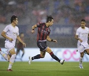 [b11 현장] 레드카드 2장과 2-2.. 수원 FC-대구전은 막판까지 요동쳤다