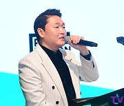 싸이 측, '흠뻑쇼' 철거 중 사망사고에 "비통한 마음" 애도[전문]