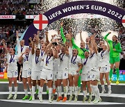 잉글랜드, 연장 접전 끝 독일 꺾고 UEFA 여자 유로 사상 첫 우승