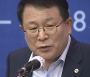 정헌율 "30만 도시 재도약".. 재탕 공약 논란도