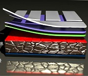 OLED 양산 기술로 고효율 페로브스카이트 태양전지 제조