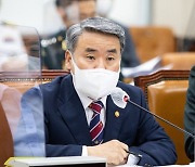 李국방, 자주국방 가능하냔 질문에 "북한 핵 아니면 동의"