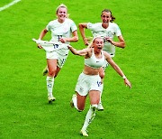 [포토] 잉글랜드, 독일 꺾고 여자 유럽선수권 사상 첫 우승