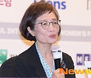 인사말하는 변재란 조직위원장[포토엔HD]