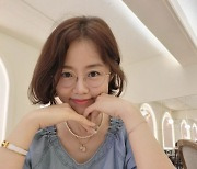 '정준호♥' 이하정, 43세 안 믿기는 동안미모..안경 써도 '만찢녀'
