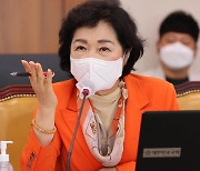 민주당, '이해충돌' 조명희 맹공.."사임해야" vs "매도 유감"