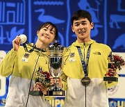 전웅태-김선우, 2022근대5종세계선수권대회 혼성계주 금빛 질주!