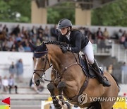 HUNGARY HORSE JUMPING