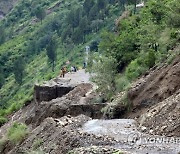 PAKISTAN FLOOD