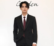 [TEN 포토] 세븐틴 민규 '시선 사로잡는 남친룩'