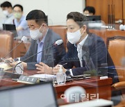[포토]교육위 전체회의, '발언하는 김영호'