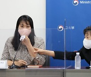 '취학연령 하향' 철회 요구에 박순애 "국민 원치 않으면 폐기"