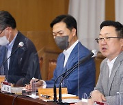 '우주산업 대전 패싱' 논란에.. 이장우 시장 "전남·경남·대전 3축 체제"