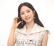 [MD포토] 우주소녀 보나 '명품 손하트'