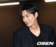 이민호, '셔터를 부르네' [사진]