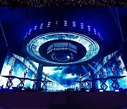 스트레이 키즈, 두 번째 월드투어 일본 공연 성료..6만 관객 열광