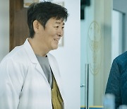'당소말' 성동일, 호스피스 병원 자원봉사자 됐다?
