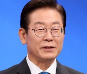 춘천 토론회 참석한 이재명 후보