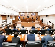 김포시의회 의장 김인수-부의장 오강현 선출