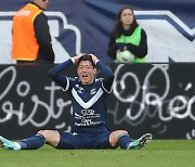 Hwang Ui-jo still waiting on a transfer out of Ligue 2
