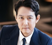 [Herald Interview] 'Squid Game' star Lee Jung-jae ready to 'hunt' global audience