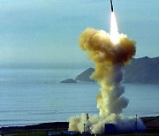 미·중 군사 긴장 고조에, 美 국방부 ICBM 발사 연기