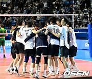 한국배구연맹, 챌린저컵 선전한 남자대표팀에 금일봉 격려
