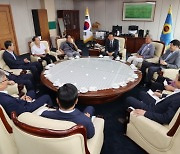충북도의회, 역대 의장들의 지혜와 조언을 구하는 자리 마련