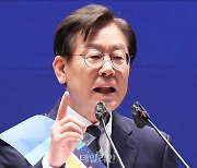 이재명 "지구당 부활, 원외위원장 후원 허용 추진하겠다"