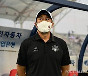 [케터뷰] 김도균 감독 "수원삼성 존중받아야..내년에도 1부 리그 '수원 더비'했으면"