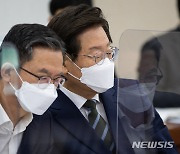 '친명' 정성호 "일부 팬덤, 당헌 개정 청원..좋은 것 아냐"