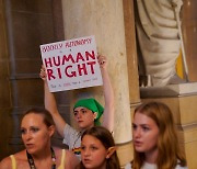 美 인디애나주, 낙태 금지법 통과..연방대법원 판결 이후 처음