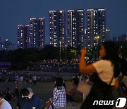 '열흘째 열대야' 광주서 밤 사이 정전으로 900여 가구 불편