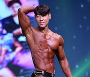 조각으로 변신한 심재근, 사람이 빚은 2022 WBFF 코리아 최강 머슬! [포토]