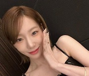 태연, 단발탱도 너무 예쁜데? 새하얀 백설공주