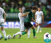 '치열한 공방전' 울산·전북, '현대가 더비'서 1-1 무승부