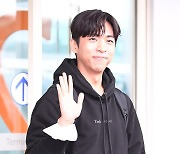 주종혁, 발리로 출국하는 권모술수