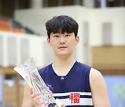 [22왕중왕전] 남고부 MVP 선정 홍상민 "깜짝 놀랐다"
