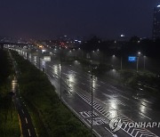 서울지역 호우경보, 동부간선도로 전면 통제