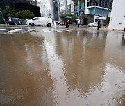 [전문가 진단] 강남 침수 되풀이.."대규모 배수터널 만들어야"