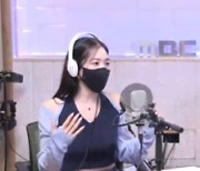 '정오의 희망곡' 티파니·써니 "단체방에서 제일 시끄러운 멤버? 윤아"