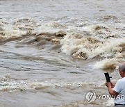 한강홍수통제소, 홍천강 홍천교 지점 홍수주의보 발령