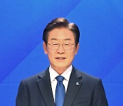 尹, 국유재산 매각..이재명 "특권층 배불리기" 안철수 "대선 불복하나"