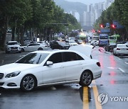 '차량 7000여대' 역대급 침수..김주현 "자차보험 신속지급제도 운영"