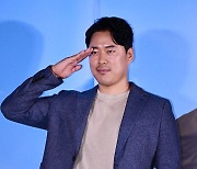 이순원, 북한군 경례[포토엔HD]
