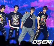 NCT 드림,'폭우도 막을 수 없는 무대 열정' [사진]