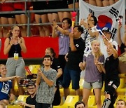 '핸드볼 한류' 한국 소녀 맹활약에 유럽 팬들 환호