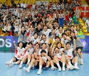 한국 U-18 女핸드볼, 유럽 휩쓸고 최초 세계선수권 우승